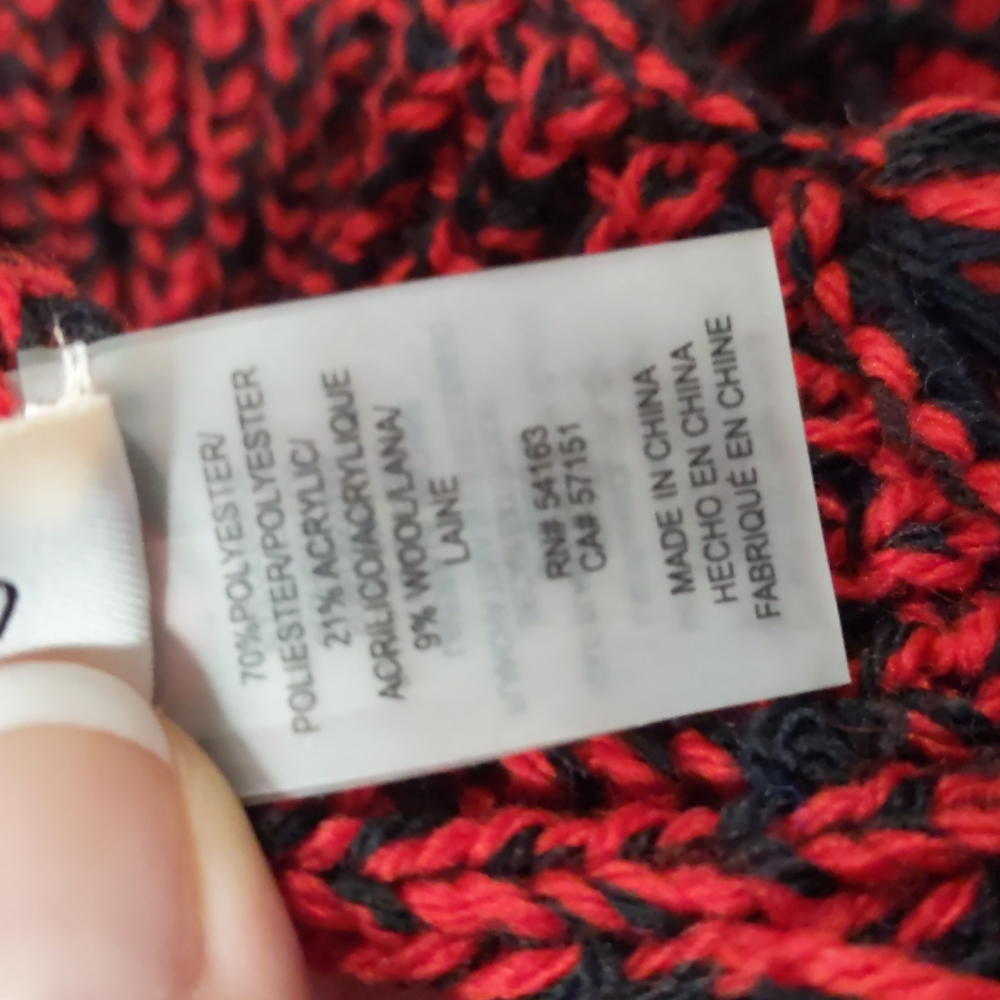 🆕🌿CALVIN KLEIN SCARF🌿 - Picture 6 of 6